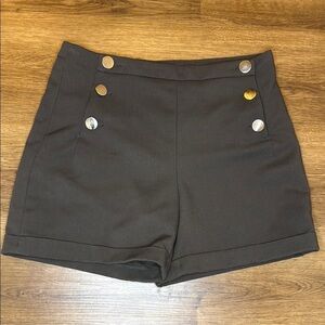 H&M Women’s 8 High Waisted Flat Front Stretch Cuffed Shorts